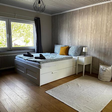 Gemuetliche Wohnung Karlsruhe Bagian luar foto