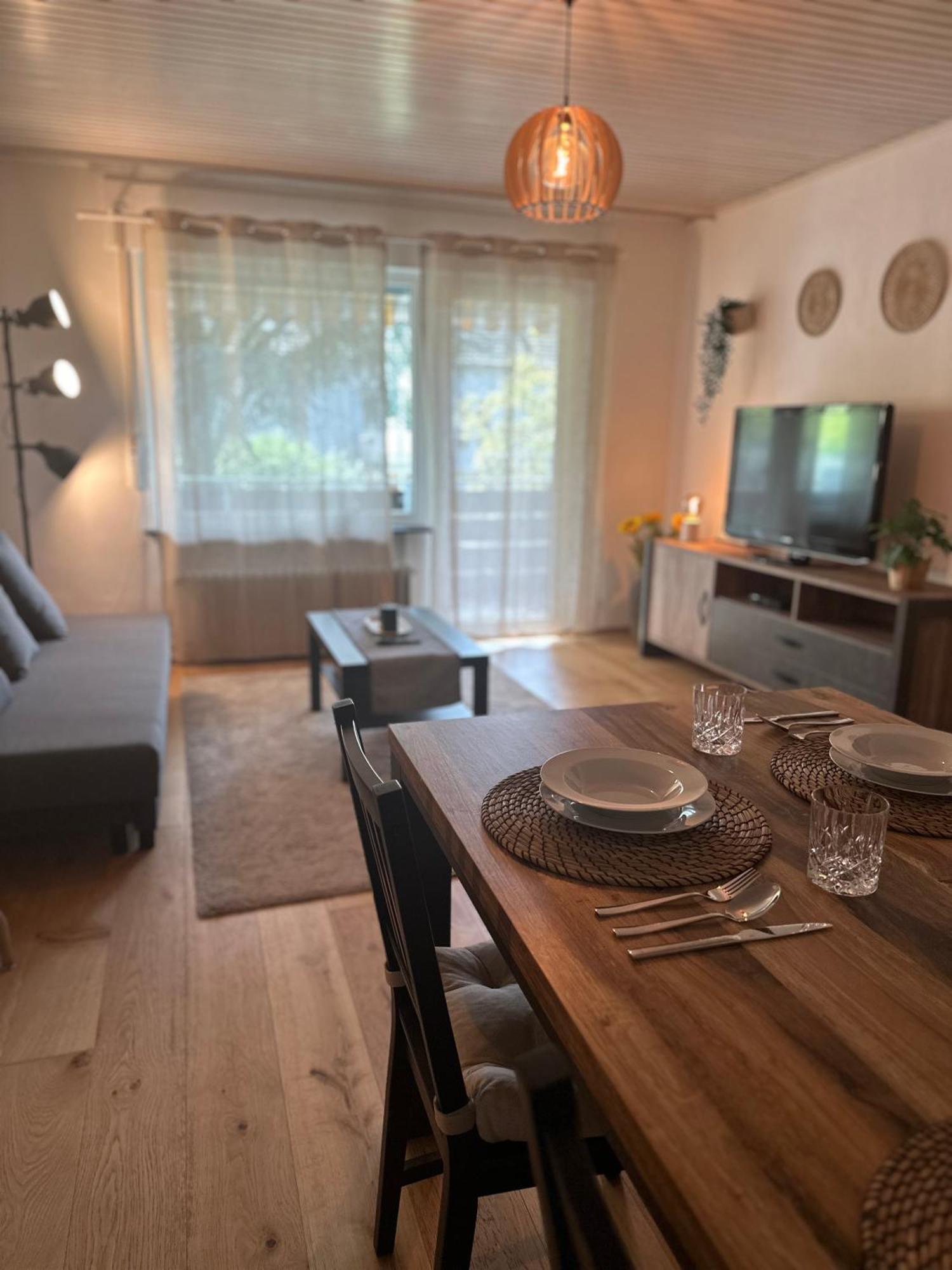 Gemuetliche Wohnung Karlsruhe Bagian luar foto