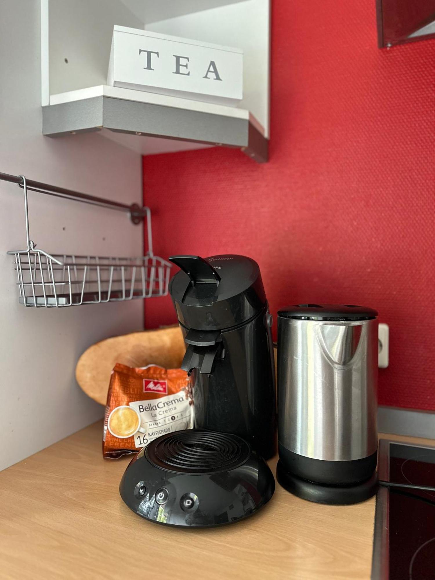 Gemuetliche Wohnung Karlsruhe Bagian luar foto
