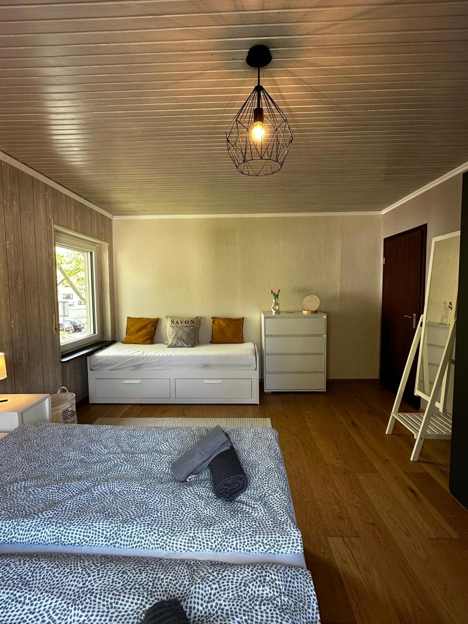 Gemuetliche Wohnung Karlsruhe Bagian luar foto